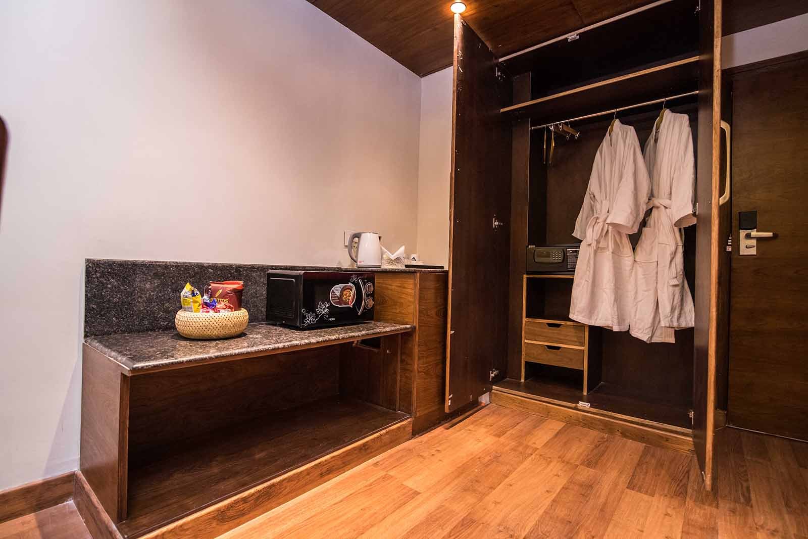 Royal Suite With Jacuzzi-Coral Resort And Spa