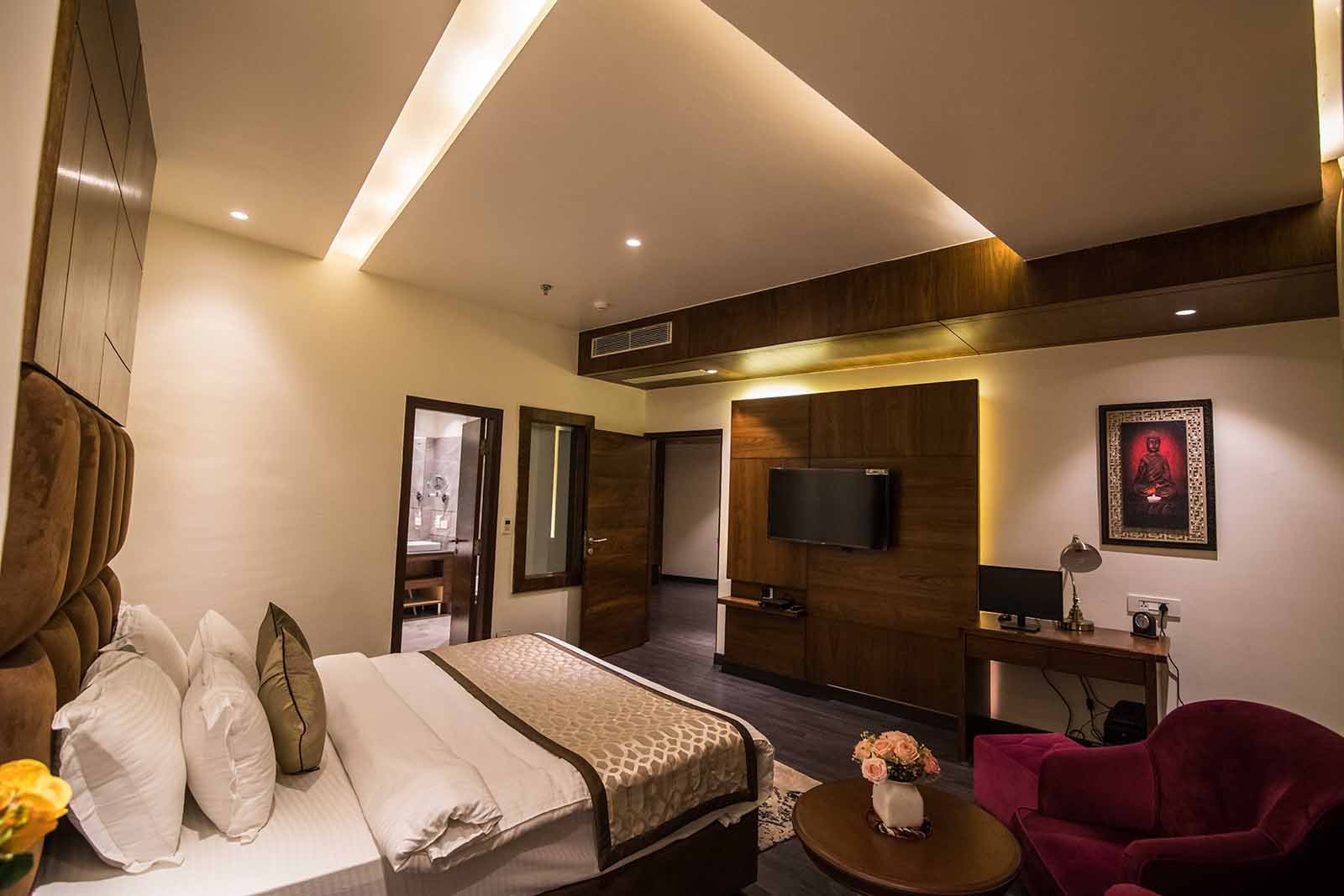 Royal Suite With Jacuzzi-Coral Resort And Spa4
