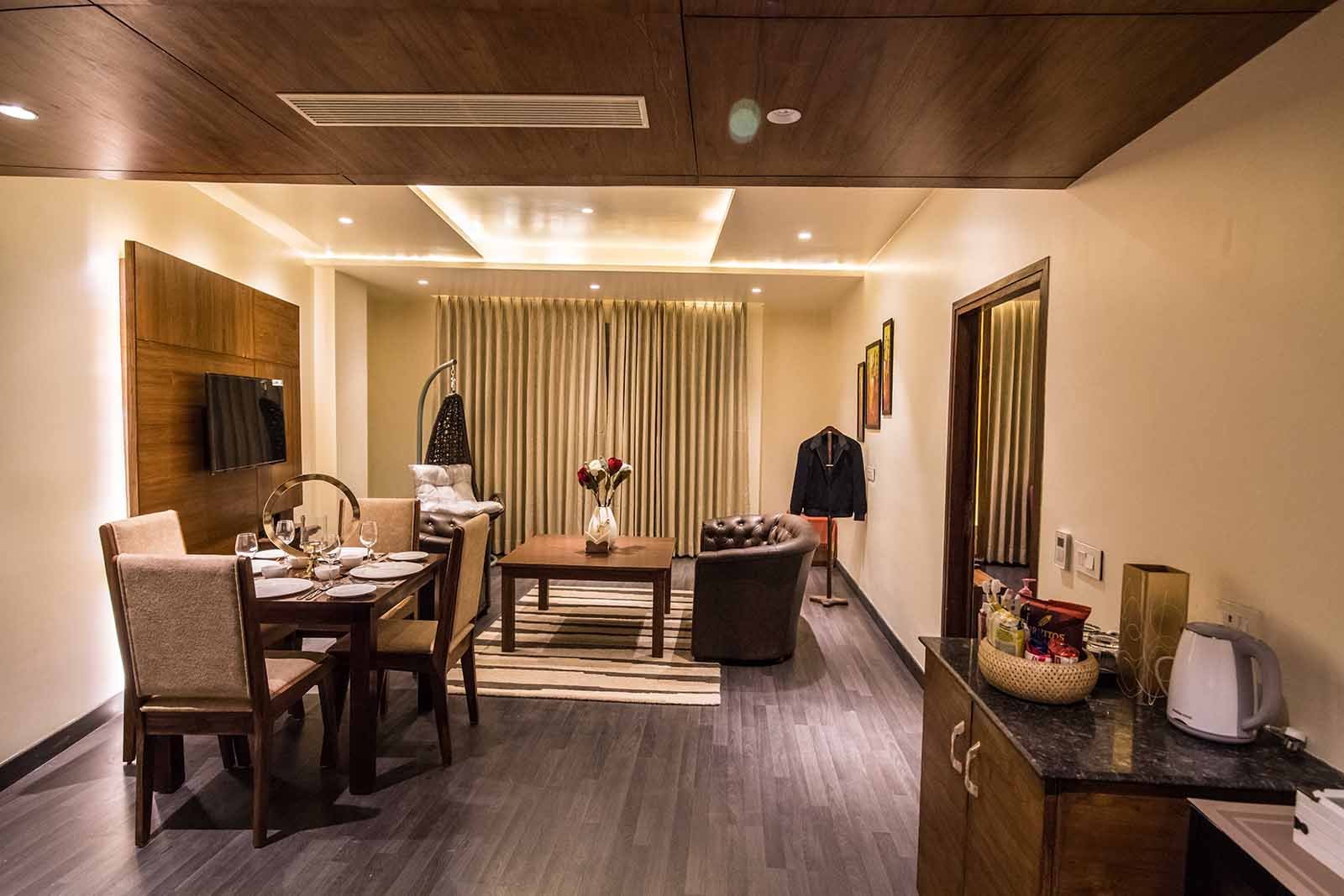 Royal Suite With Jacuzzi-Coral Resort And Spa8